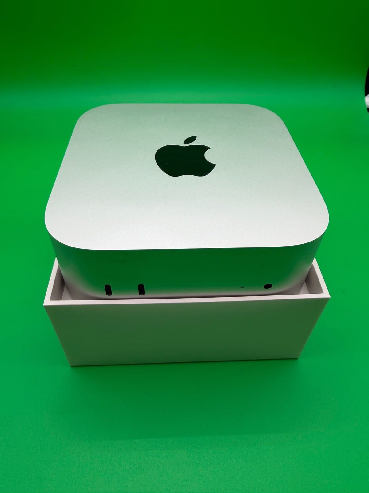 Apple 2024 Mac mini with the M4 Pro chip